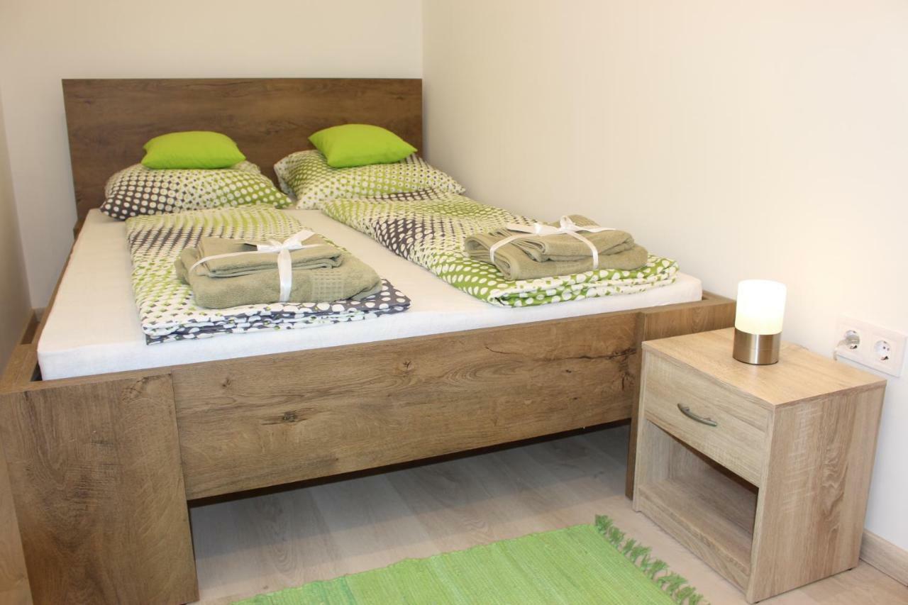 White Stone Apartman Hajdúszoboszló Екстериор снимка